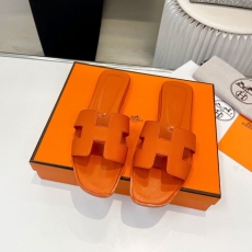 Hermes Slippers